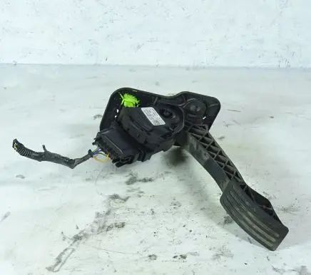 Ford Transit - Tourneo Connect Accelerator throttle pedal 6C11-9F836-CD