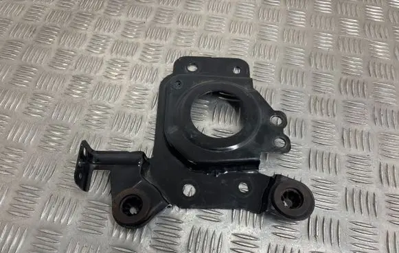 Land Rover Discovery Sport Other engine bay part GJ32R6K034A GJ32R6K034