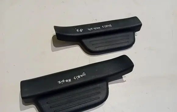 Toyota Yaris Rear sill trim cover 679180D010 679170D010