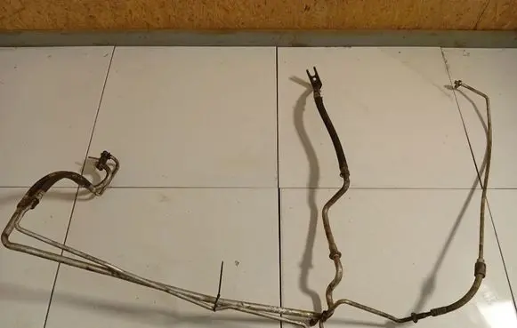 Peugeot 406 Air conditioning (A/C) pipe/hose