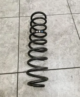 Mercedes-Benz E W211 Rear coil spring
