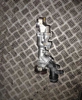 Mercedes-Benz C W205 Water pump 015024804