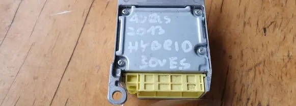 Toyota Auris E180 Airbag control unit/module 8917002C30 2310006290