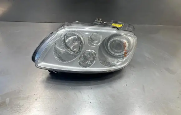 Volkswagen Touran I Headlight/headlamp 1T0941031F 0301205271 14531455