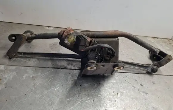 Mercedes-Benz Sprinter W901 W902 W903 W904 Front wiper linkage 