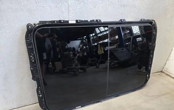 Volkswagen Tayron II Sunroof set 571971648A