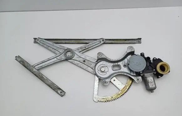 Toyota Corolla Verso AR10 Rear door window regulator with motor 698300F020