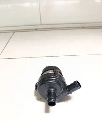 Jaguar I-Pace Electric auxiliary coolant/water pump J9D318D474AA J9D38501AA