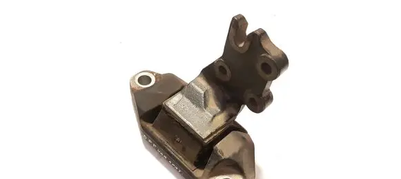 Volvo XC90 Engine mount bracket 30793797 522A50