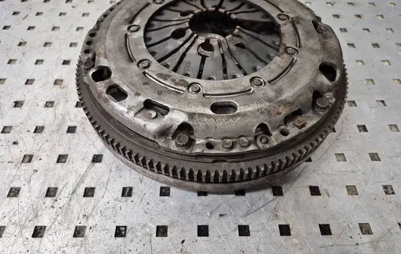 Volkswagen Transporter - Caravelle T5 Dual mass flywheel 2294001345