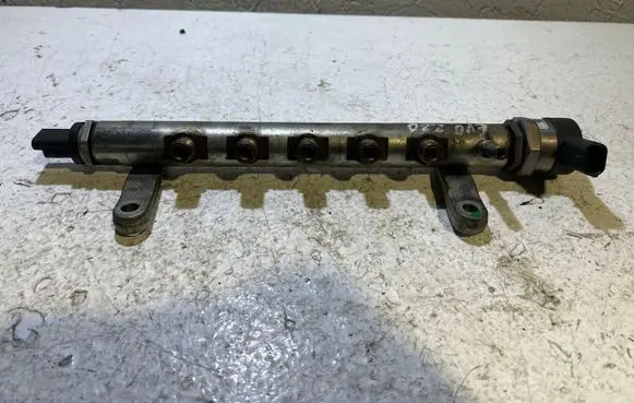 Land Rover Range Rover Evoque L538 Fuel main line pipe 9670890580 DW12CTED4