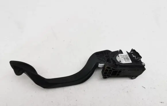 Peugeot 3008 II Accelerator throttle pedal 86ET38