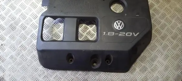 Volkswagen Golf V Engine cover (trim) 06A103925K 06A103925L