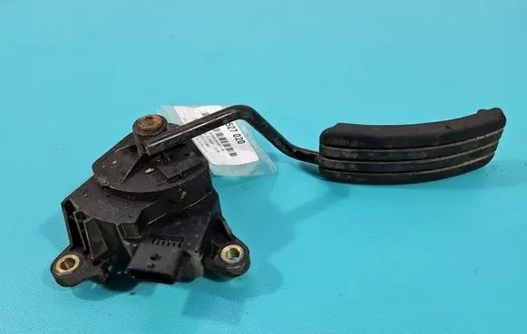 Renault Scenic II - Grand scenic II Accelerator throttle pedal 8200159645 IMPRK1527020