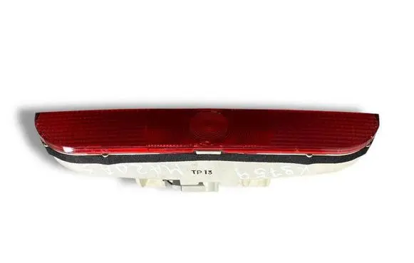 Mazda 3 I Third/center stoplight P3591