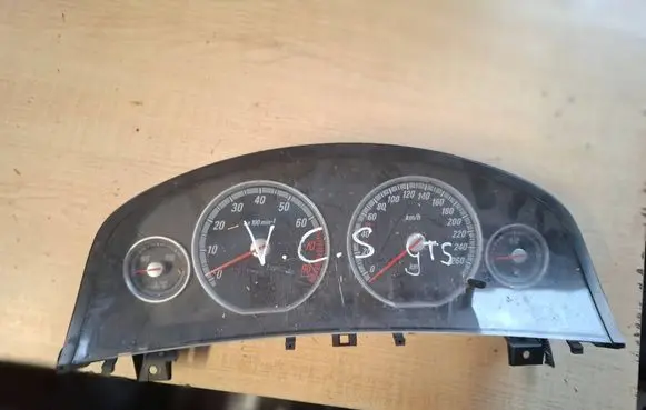 Opel Insignia A Speedometer (instrument cluster) 13140907SD