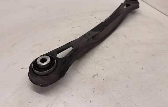 Chevrolet Camaro Rear control arm 86804922 22974130