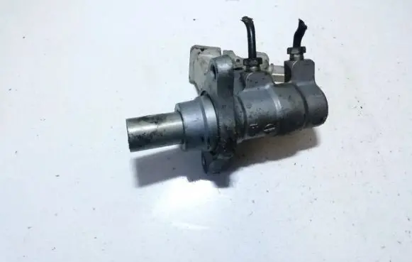 Ford Focus Master brake cylinder l519888