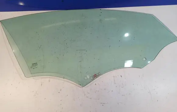 Volvo S60 Front door window glass four-door 31385411