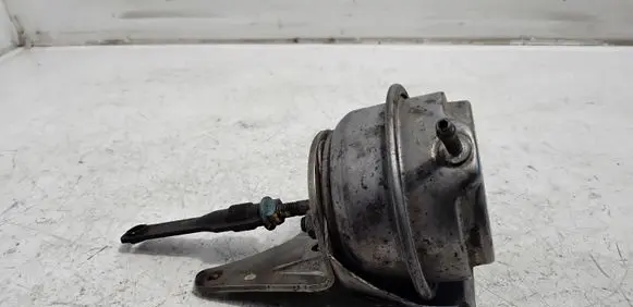 Renault Laguna III Turbine electric control actuator 7234550022