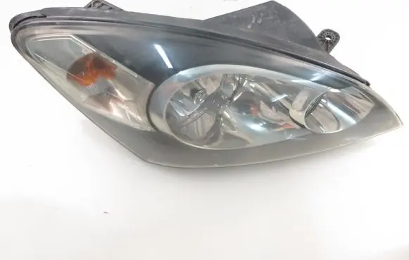 KIA Pro Cee'd I Headlight/headlamp 921021H500