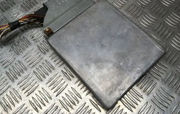 Ford Focus Engine control unit/module 3903856 4116173 98AB12A532AF