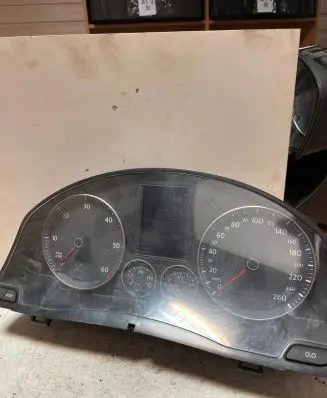 Volkswagen Golf V Speedometer (instrument cluster) 1K0920871B V0020000 VWZ7Z0D0246393