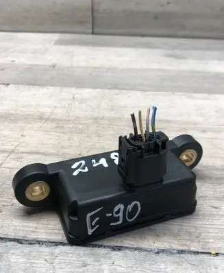 BMW 3 E90 E91 ESP acceleration yaw rate sensor 10170106373 GL70G05L39 6778421