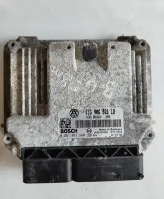 Volkswagen PASSAT B6 Engine control unit/module 03G906021LR 0281013260