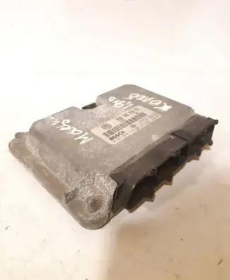 Volkswagen PASSAT B5 Engine control unit/module 038906018FQ