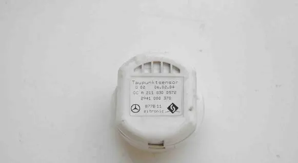 Mercedes-Benz E W211 Other devices A2118300572