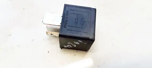 Volkswagen Golf IV Other relay 95vw10k705ca 7m0951253a