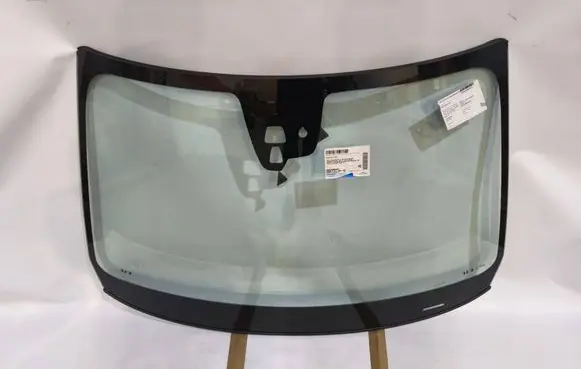 Volvo XC60 Front windscreen/windshield window 8302301101 8840AGNMPVWZ7X 3311704