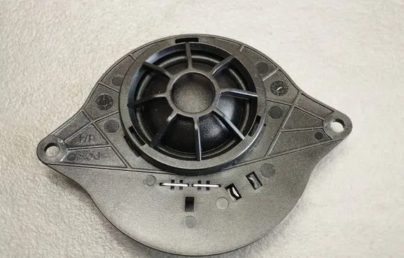 Audi A4 S4 B9 8W Panel speaker 8W0035399 90320000408