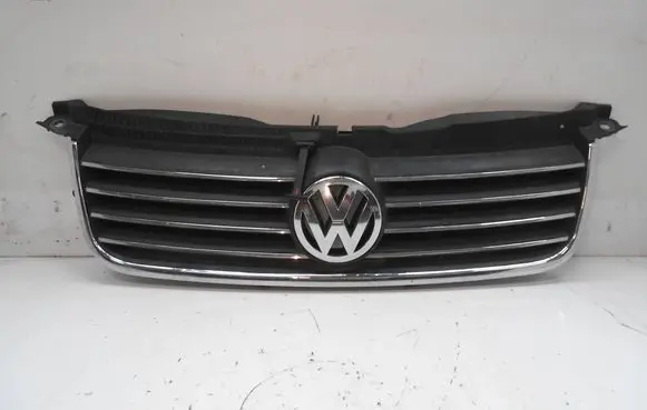 Volkswagen PASSAT B5.5 Front bumper upper radiator grill 3B0853651L