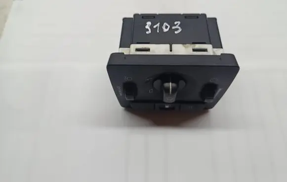 Volvo V50 Light switch 30669734 19206