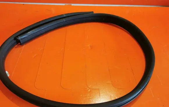 Windshield trim
