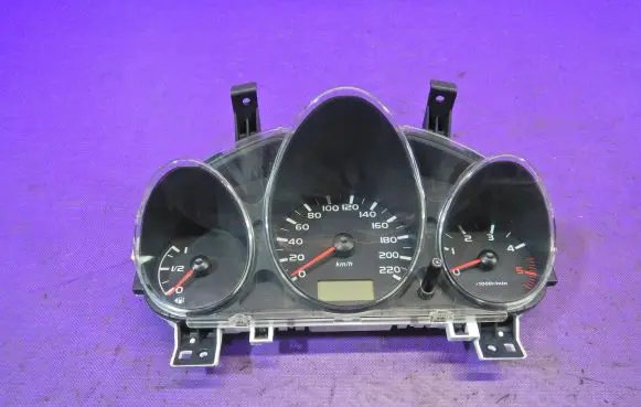 Mitsubishi Colt Speedometer (instrument cluster) MN148890