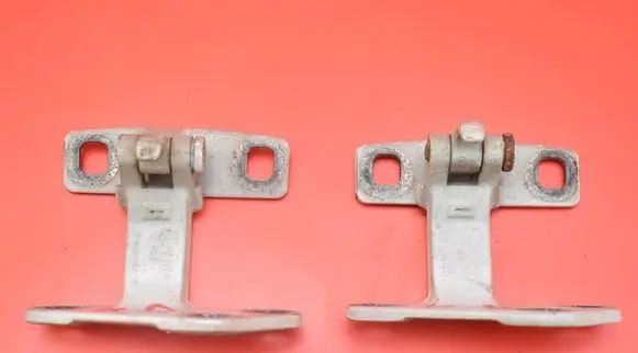 BMW X5 E53 Tailgate/trunk/boot hinge 8402183