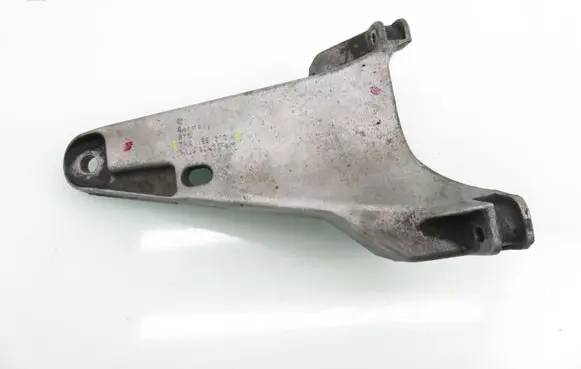 Volkswagen Transporter - Caravelle T5 Engine mounting bracket 7H0199370A