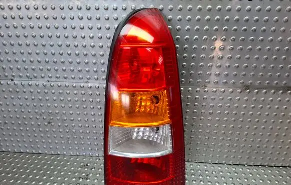 Opel Astra G Rear/tail lights S27639050