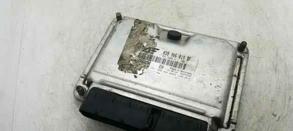 Ford Galaxy Engine control unit/module 038906019BF 0281010221