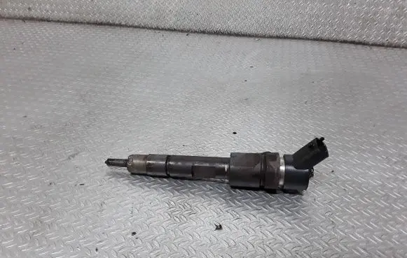 Fuel injector