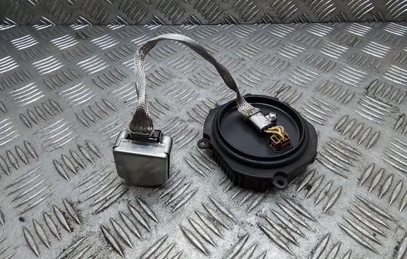 Headlight ballast module Xenon