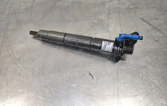 Mercedes-Benz E W214 Fuel injectors set A6540700400