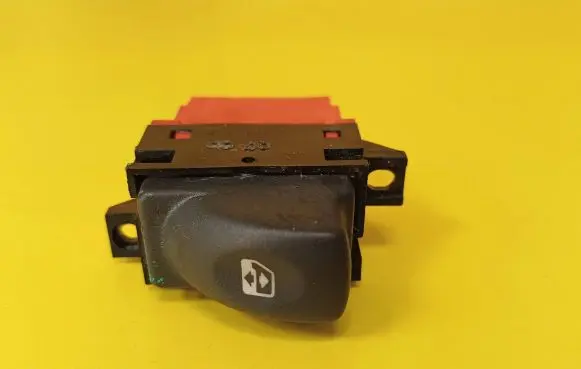Renault Laguna I Electric window control switch 7700417485B