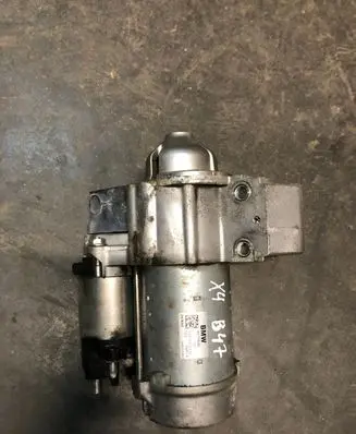 BMW X4 F26 Starter motor 8570846 4380000490