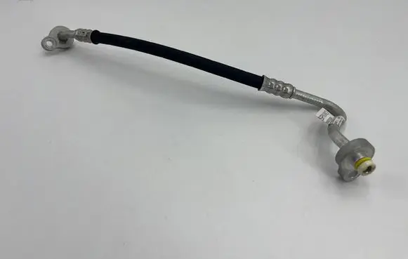 Air conditioning (A/C) pipe/hose