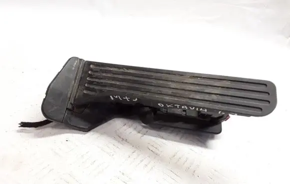 Skoda Octavia Mk2 (1Z) Accelerator throttle pedal 6PV00874500 1K2721503M 74390500