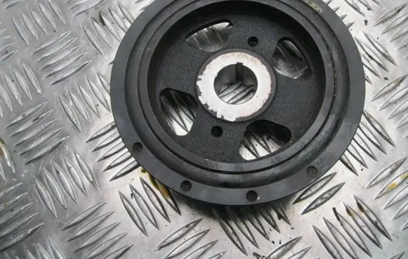 Toyota RAV 4 (XA30) Crankshaft pulley 50626G BV574